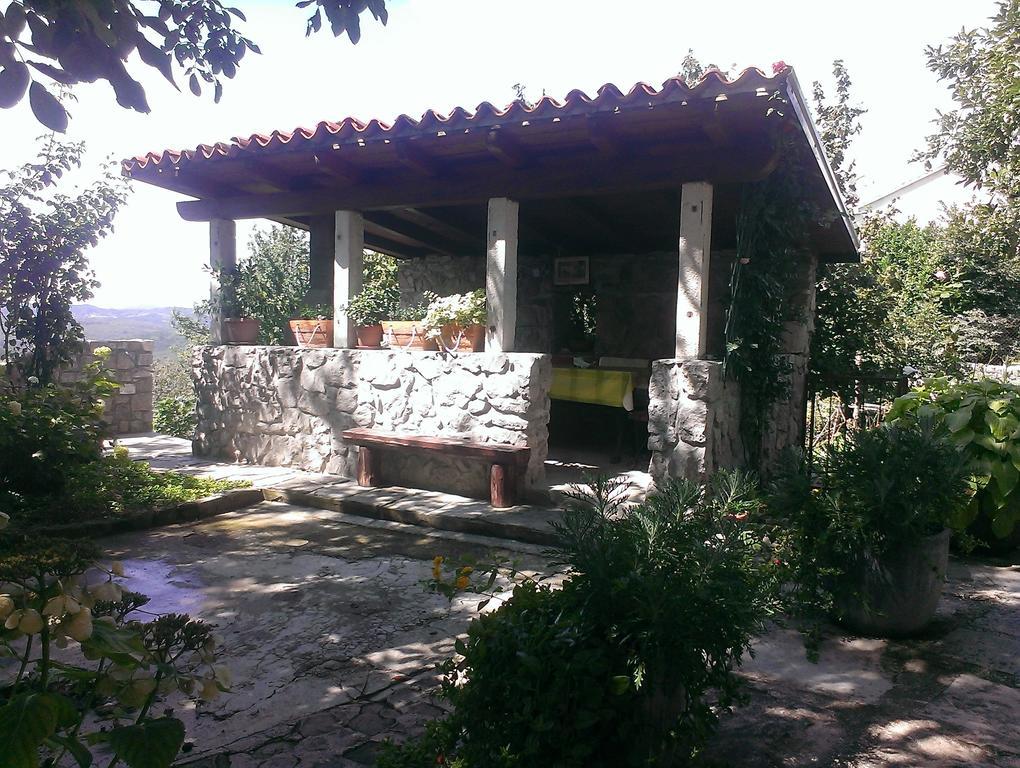 Apartment Pud Oreh Roč Δωμάτιο φωτογραφία