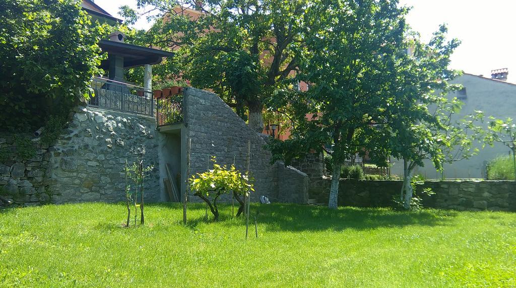 Apartment Pud Oreh Roč Εξωτερικό φωτογραφία