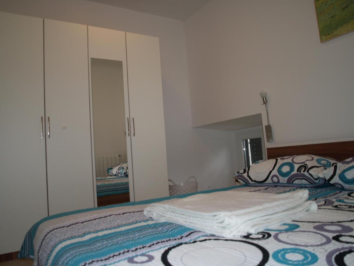 Apartment Pud Oreh Roč Δωμάτιο φωτογραφία